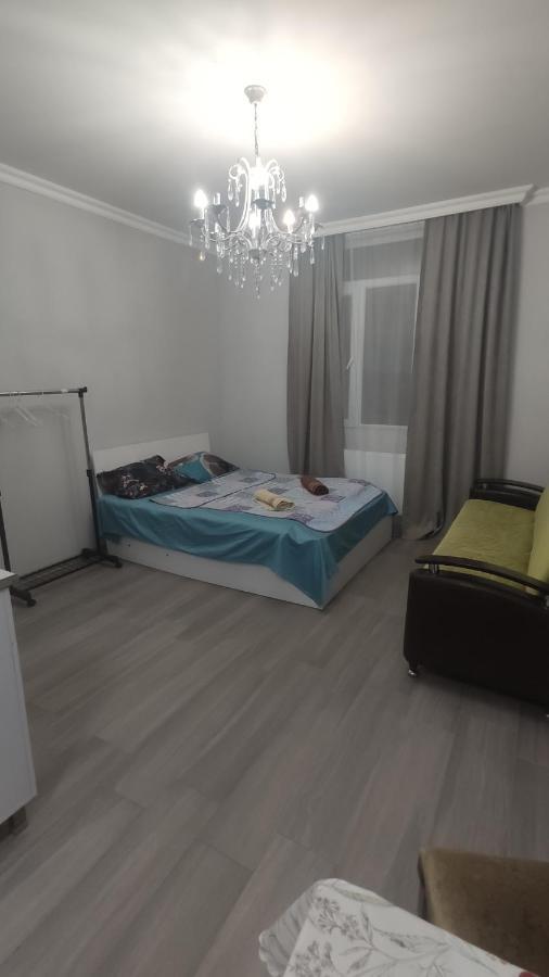 Home Apartments バトゥーミ エクステリア 写真